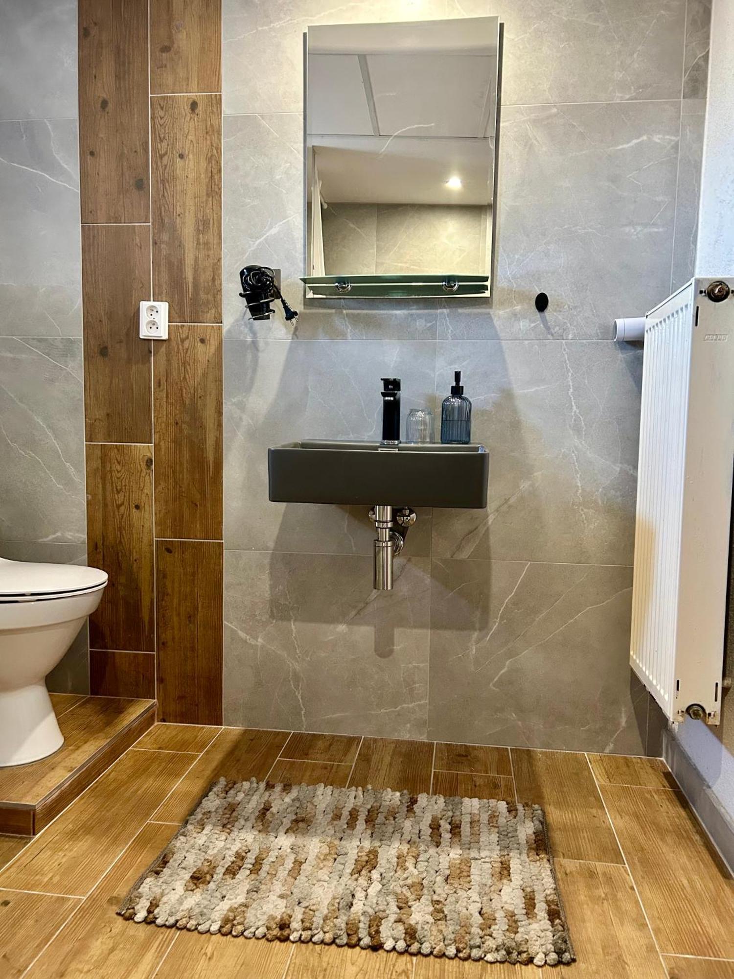 Apartman Velicka Vinaren Πόπραντ Εξωτερικό φωτογραφία